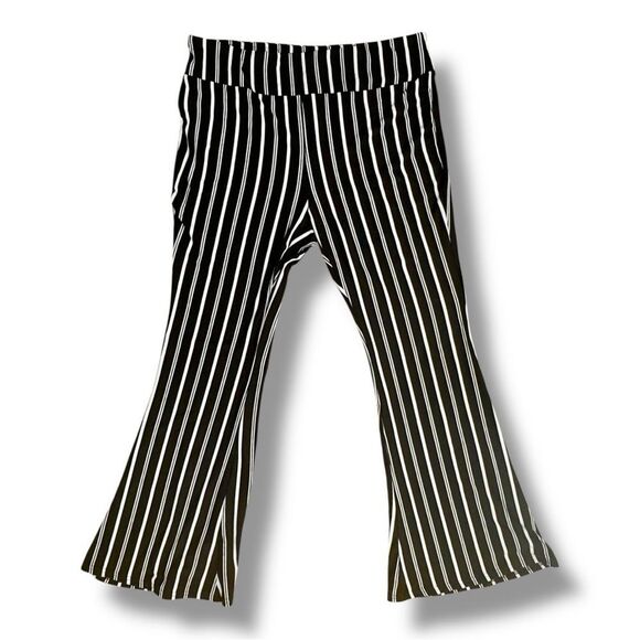 No Boundaries Black and White Striped Wide Leg Pants Sz 3X - Picture 1 of 7